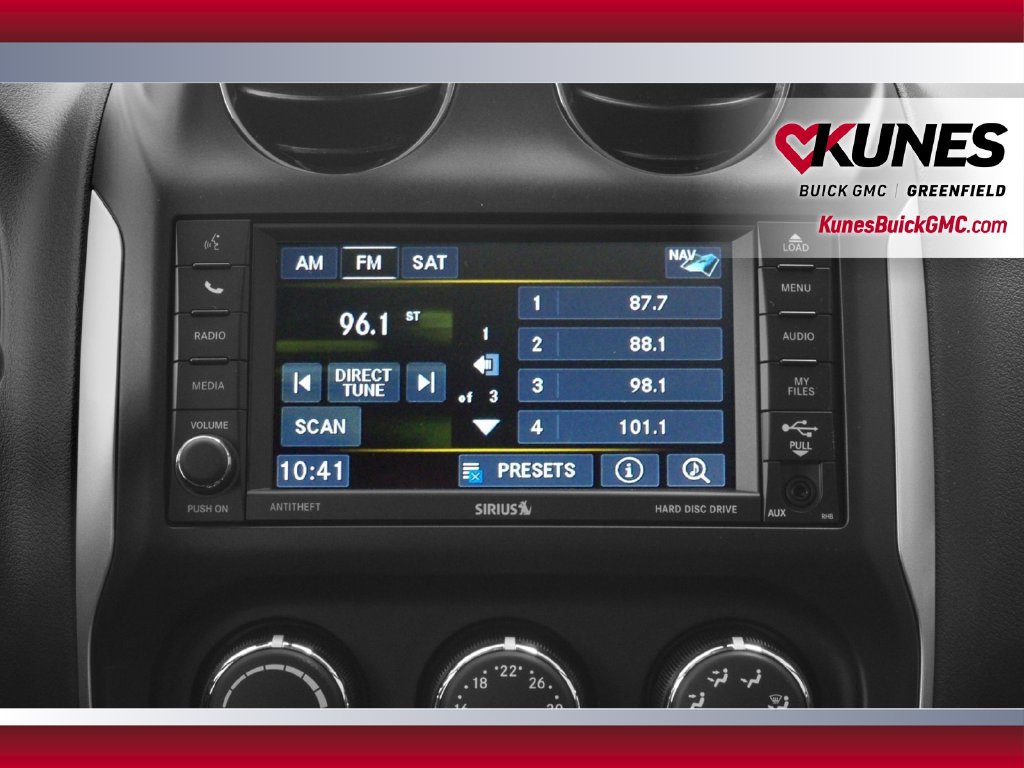 Used 2016 Jeep Compass Latitude FWD image 9