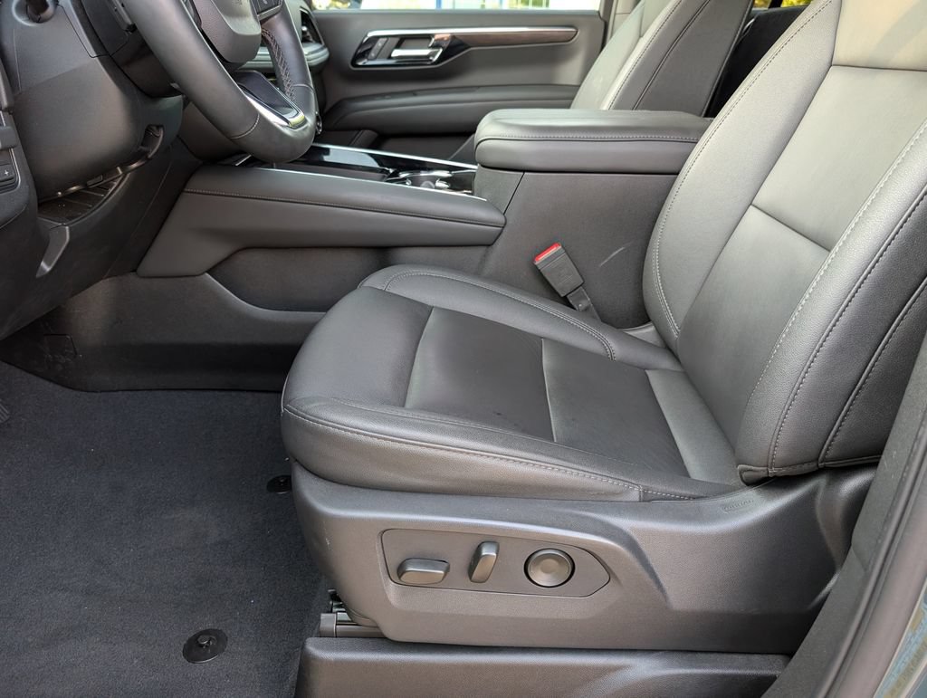 Certified 2026 Chevrolet Tahoe Z71 w/ Comfort Package AWD/4WD image 17