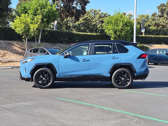 Used 2023 Toyota RAV4 XSE AWD/4WD image 9