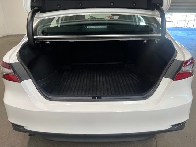 Used 2022 Toyota Camry LE w/ Cold Weather Package FWD image 16