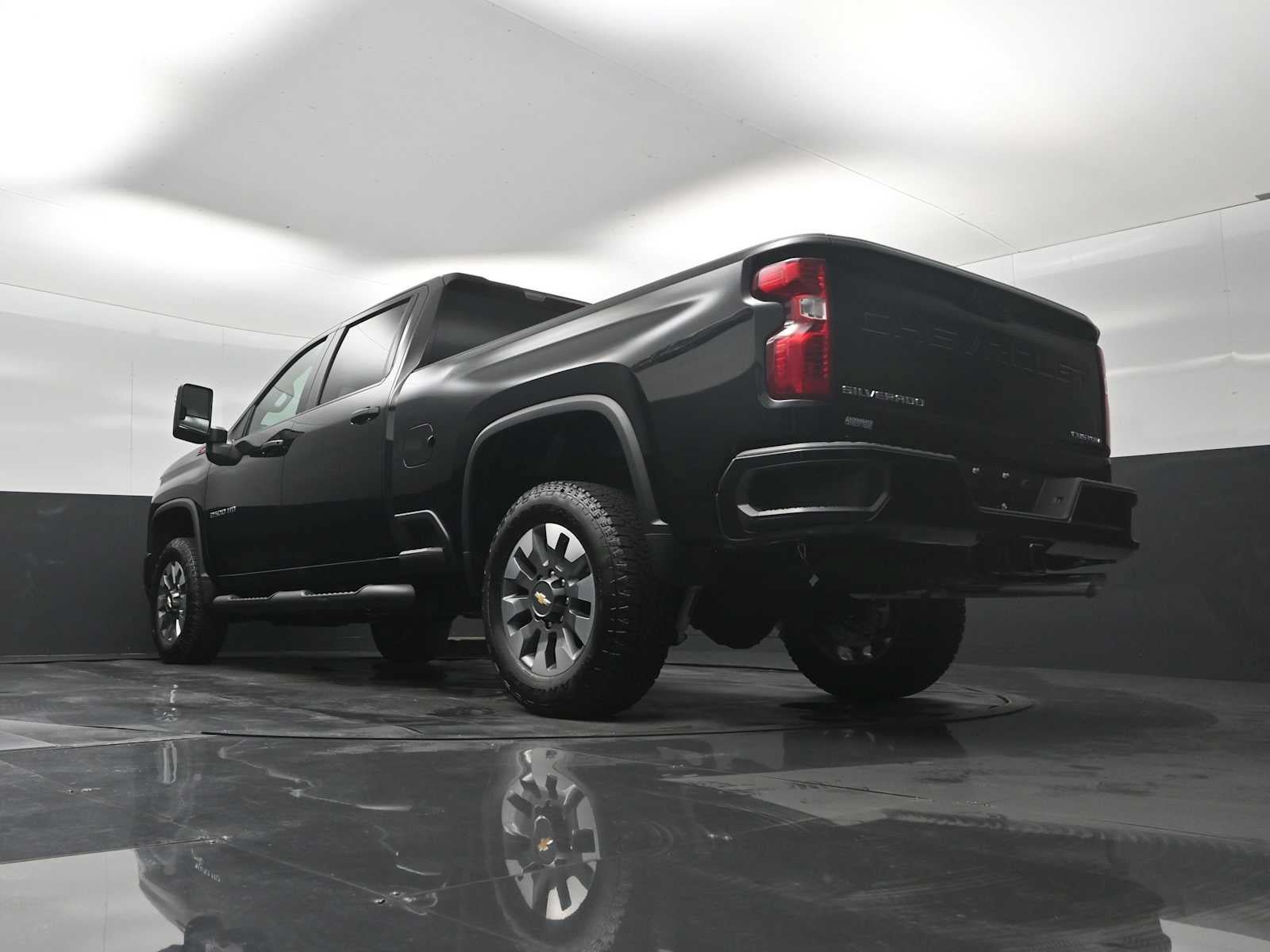 New 2026 Chevrolet Silverado 2500 Custom w/ Custom Convenience Package AWD/4WD image 22