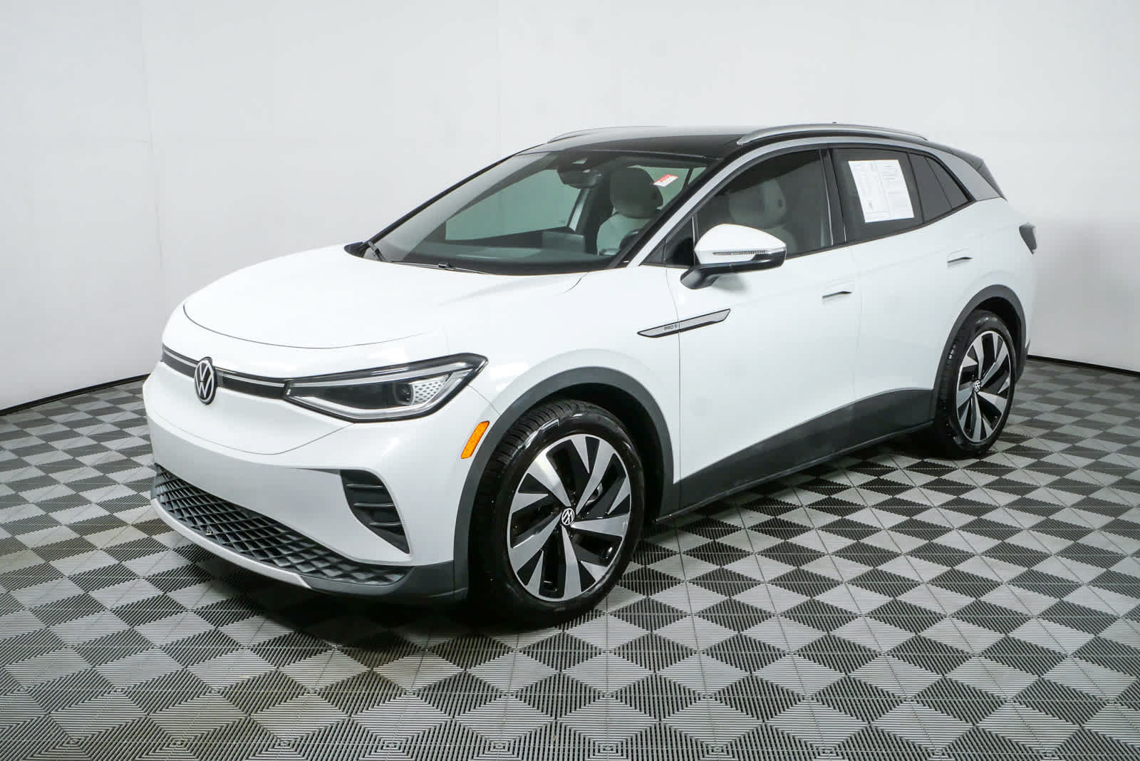 Used 2021 Volkswagen ID.4 Pro S w/ Gradient Package RWD image 29