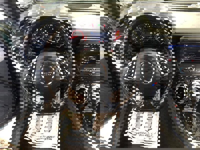 Used 2020 Chevrolet Camaro LT image 8