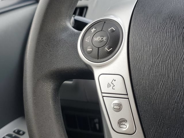 Used 2014 Toyota Prius V Three FWD image 12