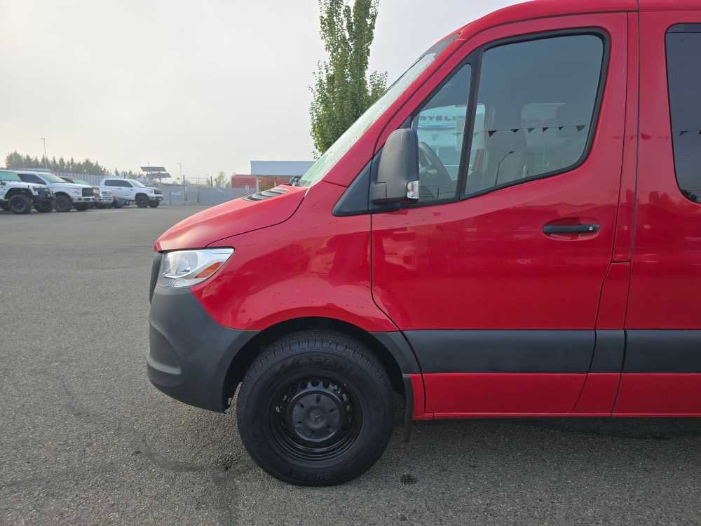 Used 2021 Mercedes-Benz Sprinter 1500 image 18