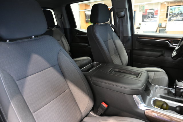 Used 2022 Chevrolet Silverado 1500 LT AWD/4WD image 9