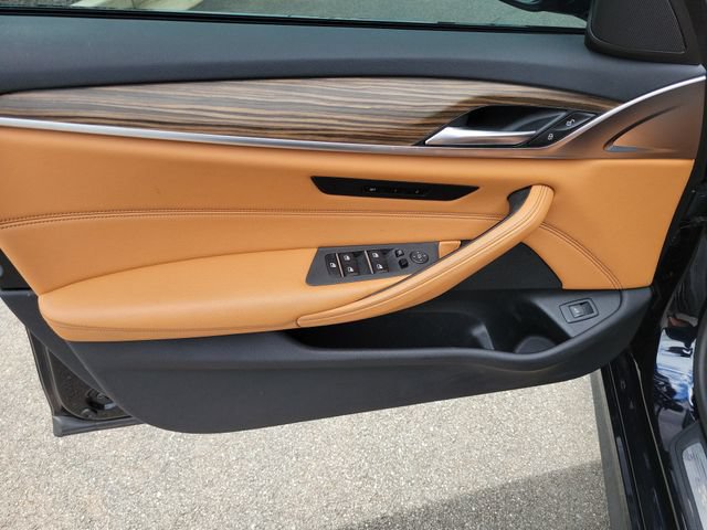 Used 2023 BMW 540i w/ M Sport Package RWD image 27