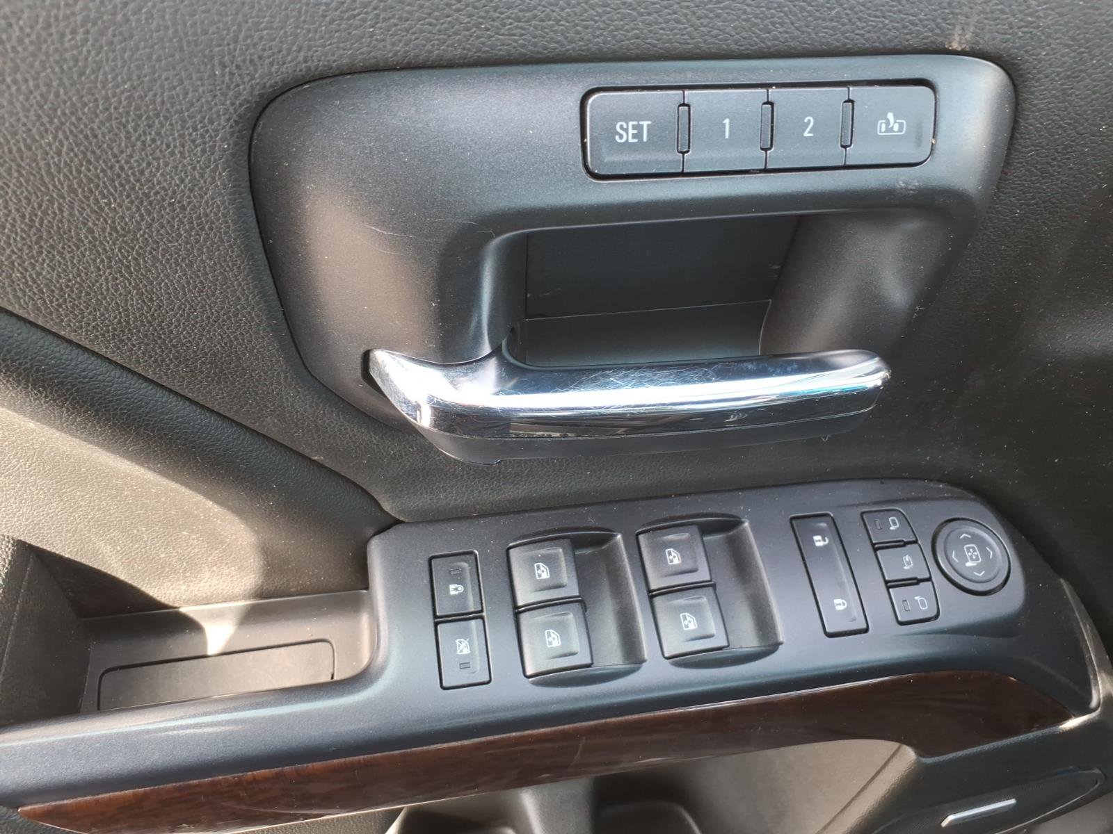 Used 2015 GMC Sierra 1500 SLT w/ SLT Crew Cab Value Package image 12