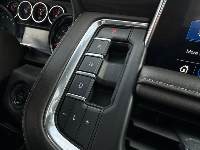 Used 2021 Chevrolet Suburban LT w/ LT Signature Package RWD image 31