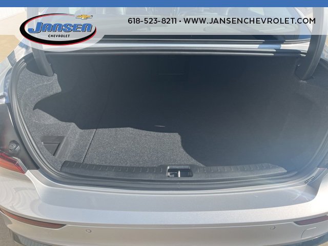 Used 2025 Volvo S60 B5 Core image 7