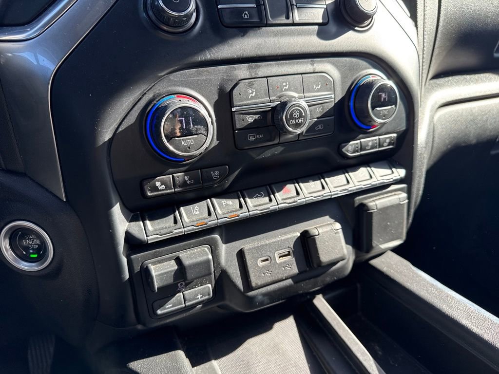 Used 2022 Chevrolet Silverado 2500 LTZ w/ LTZ Plus Package image 29