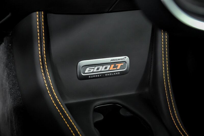 Used 2019 McLaren 600LT RWD image 32
