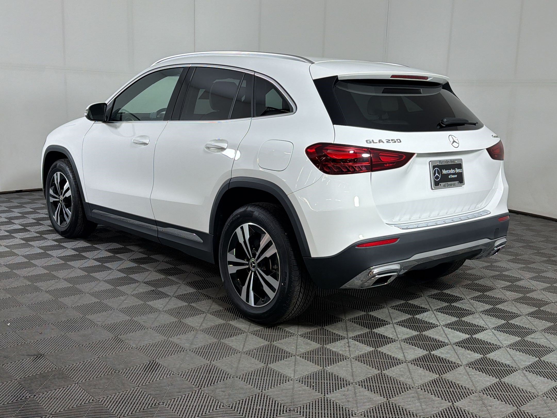New 2026 Mercedes-Benz GLA 250 4MATIC image 3