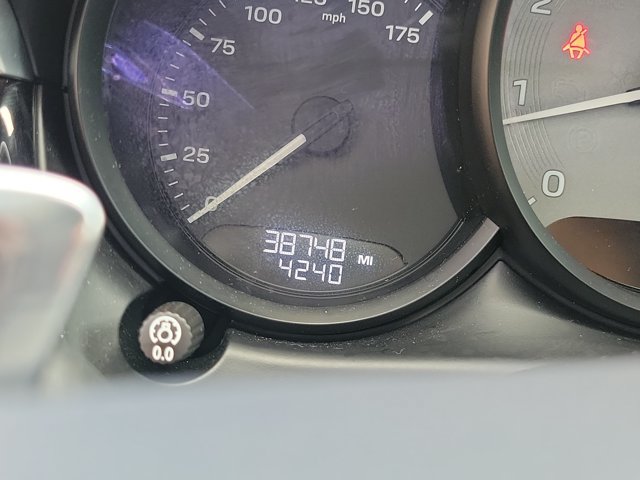 Certified 2023 Porsche Macan S AWD/4WD image 32