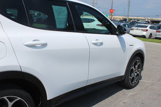 Used 2025 Alfa Romeo Tonale w/ Premium Package AWD/4WD image 47