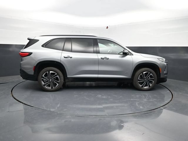 Used 2026 Buick Enclave Sport Touring AWD/4WD image 10