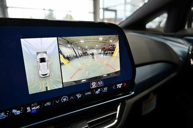 New 2026 Chevrolet Equinox EV LT w/ Convenience Package II image 16