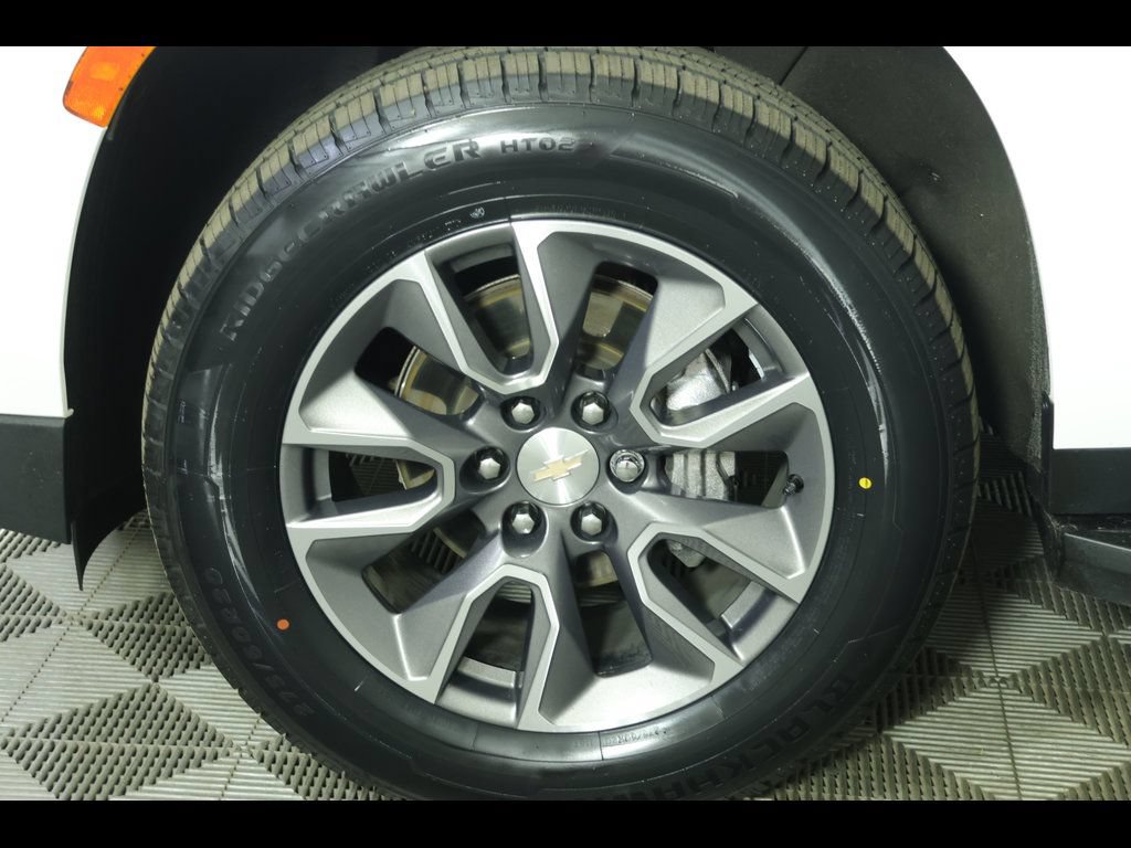 Certified 2022 Chevrolet Tahoe LS AWD/4WD image 9