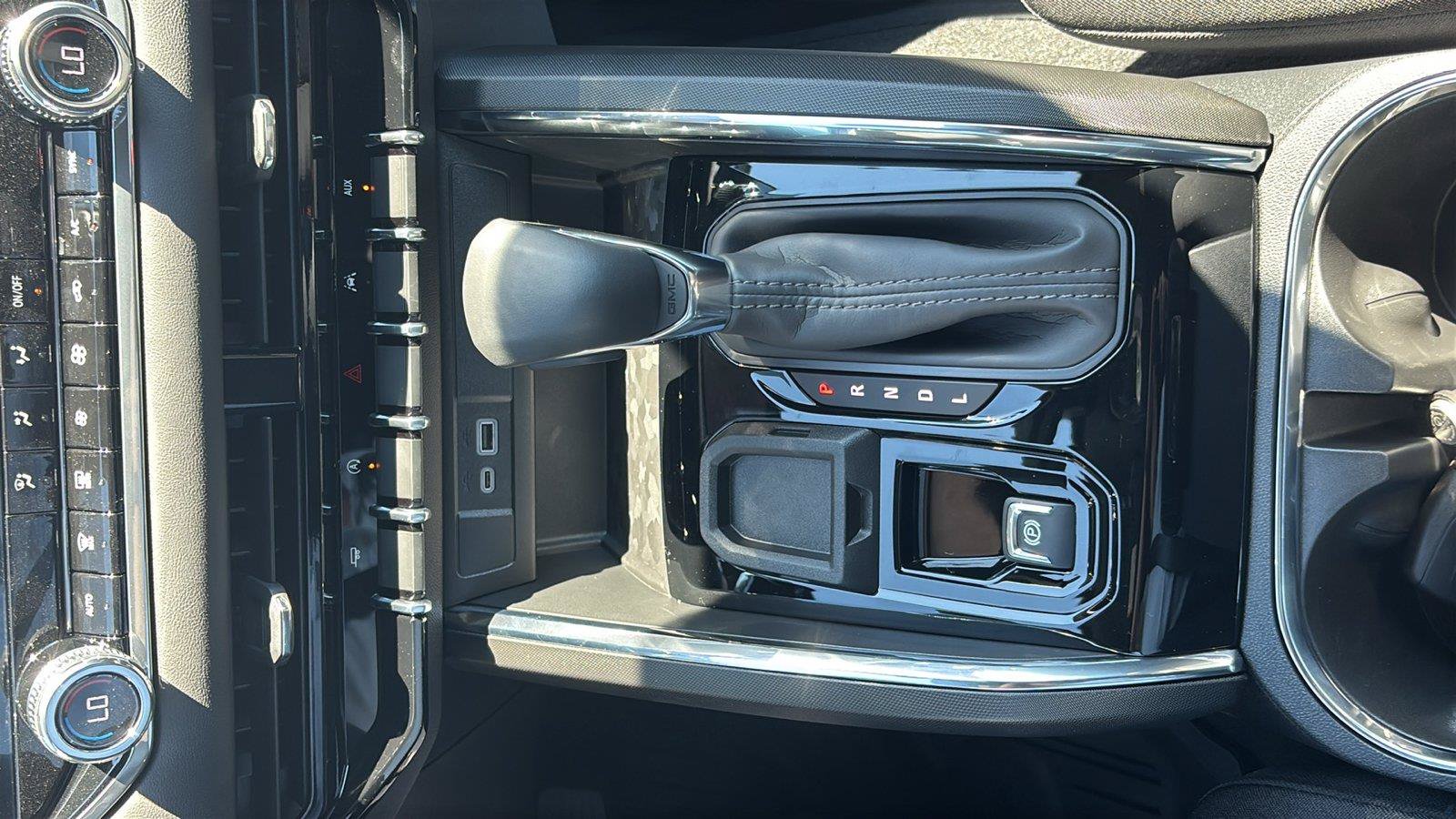 New 2026 GMC Canyon Elevation w/ Convenience Package RWD image 35