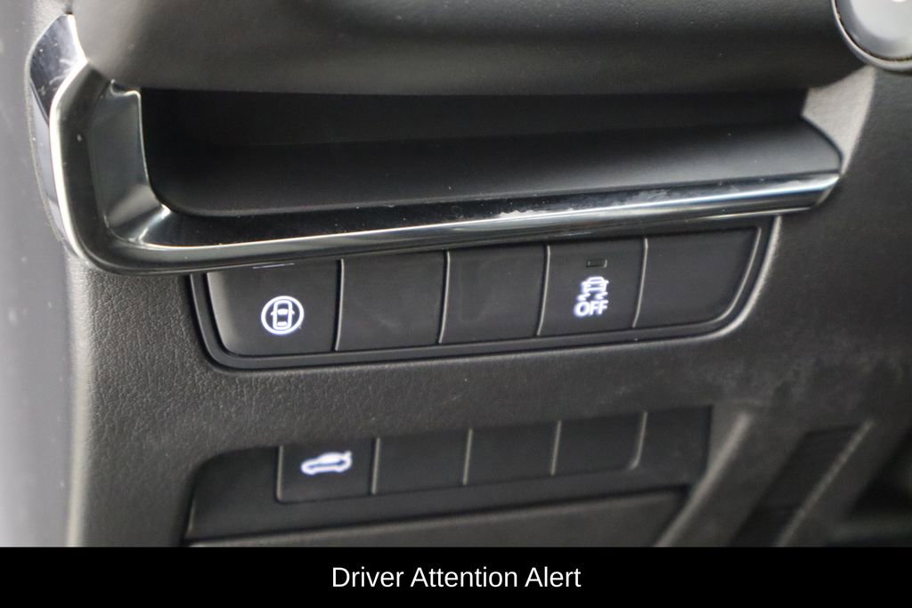 Used 2019 MAZDA MAZDA3 Sedan image 23