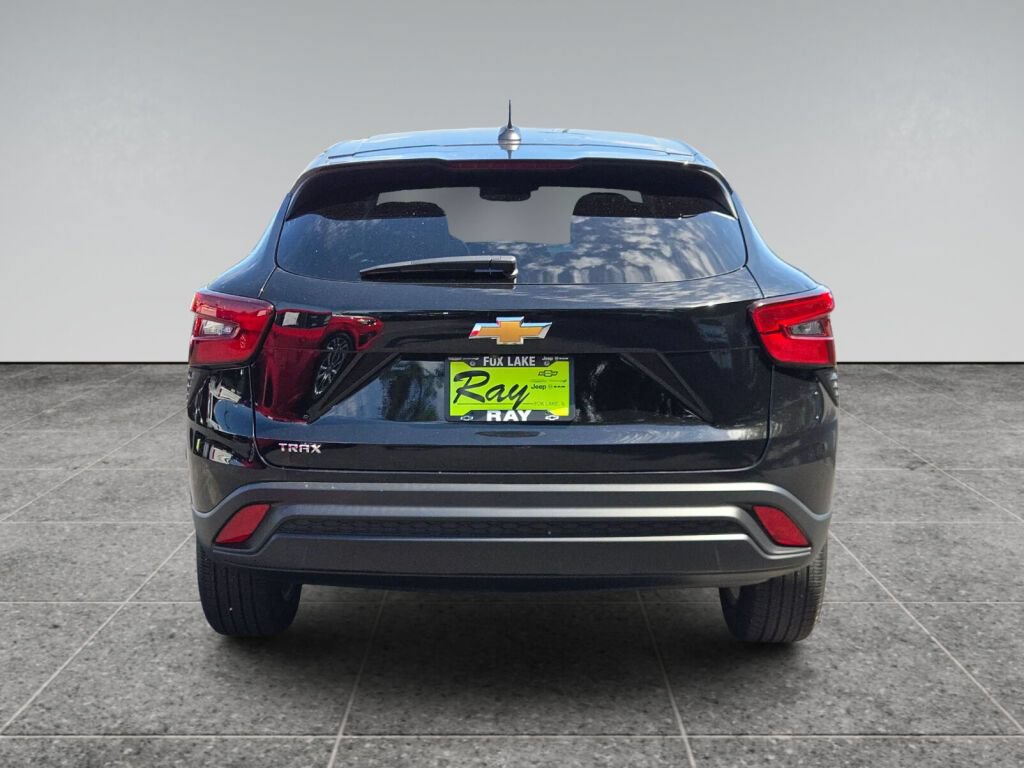 Certified 2024 Chevrolet Trax LS w/ LS Convenience Package FWD image 7