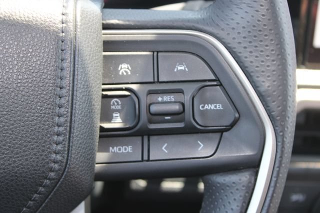 Used 2026 Toyota 4Runner Limited w/ Tow Technology Package AWD/4WD image 17