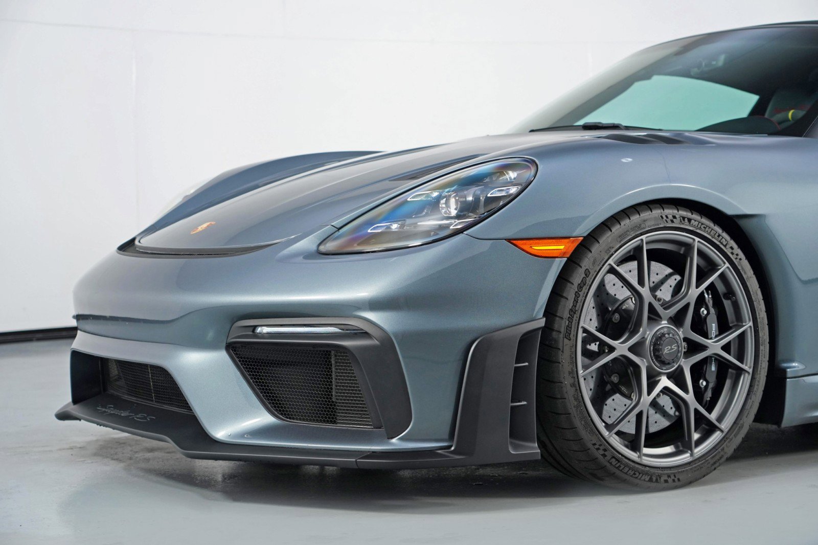 Used 2024 Porsche 718 Boxster Spyder RS w/ Light Design Package RWD image 54