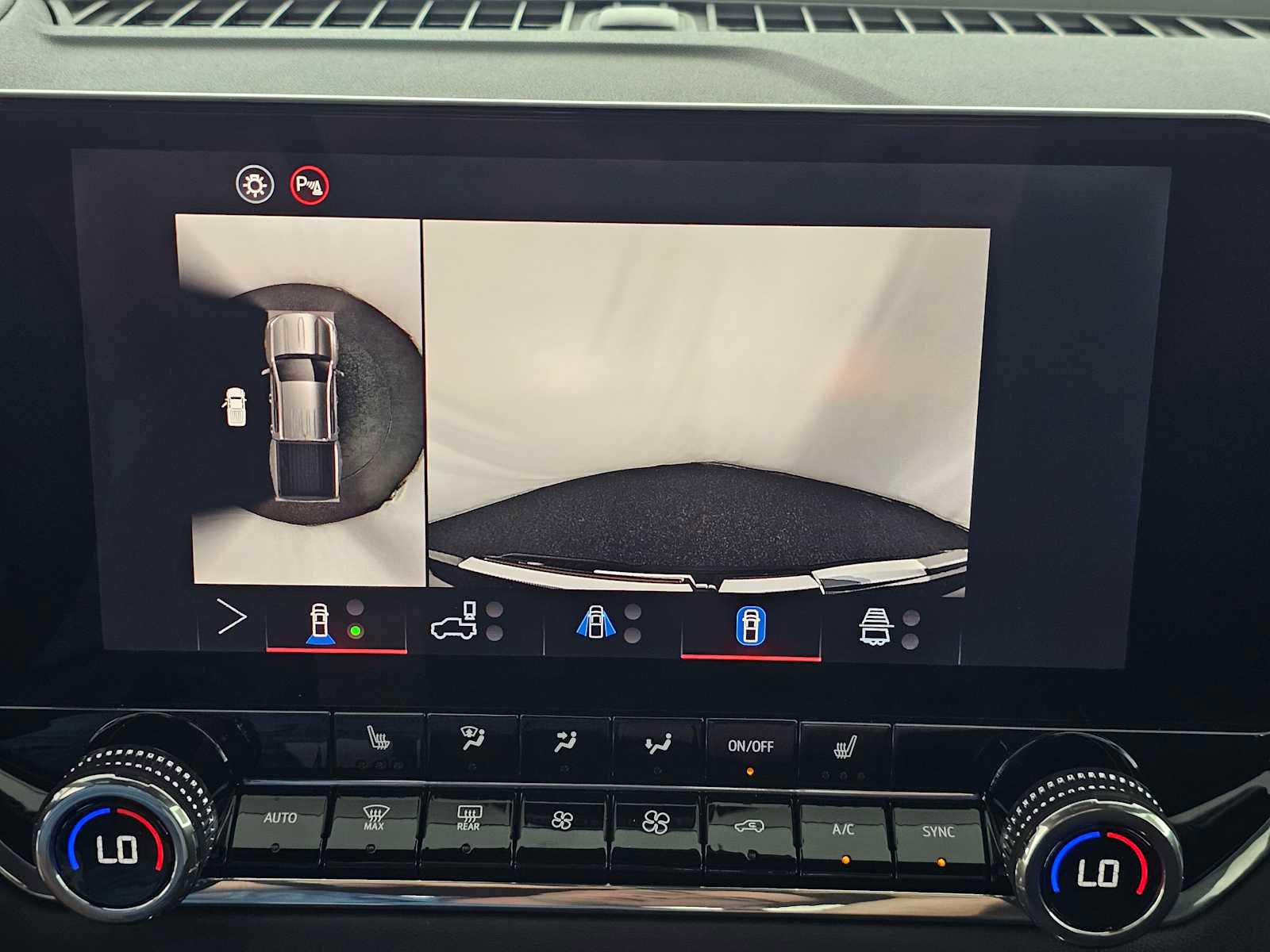 New 2026 GMC Canyon Elevation w/ Convenience Package RWD image 27