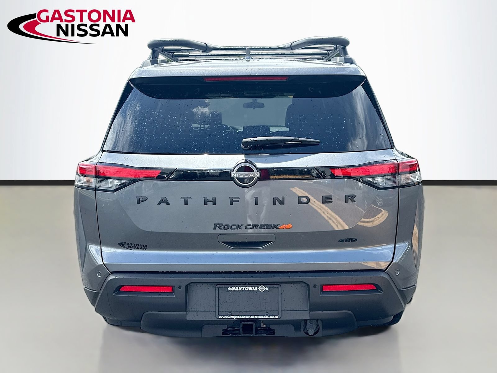 Used 2024 Nissan Pathfinder Rock Creek AWD/4WD image 7