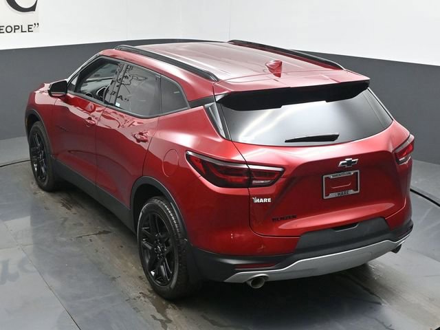 Used 2024 Chevrolet Blazer LT w/ LPO, Black Grille Bar Package image 40