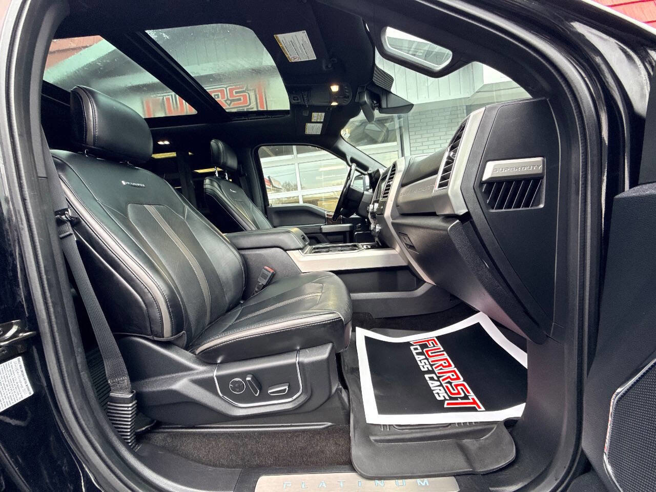 Used 2017 Ford F350 Platinum w/ Platinum Ultimate Package image 49