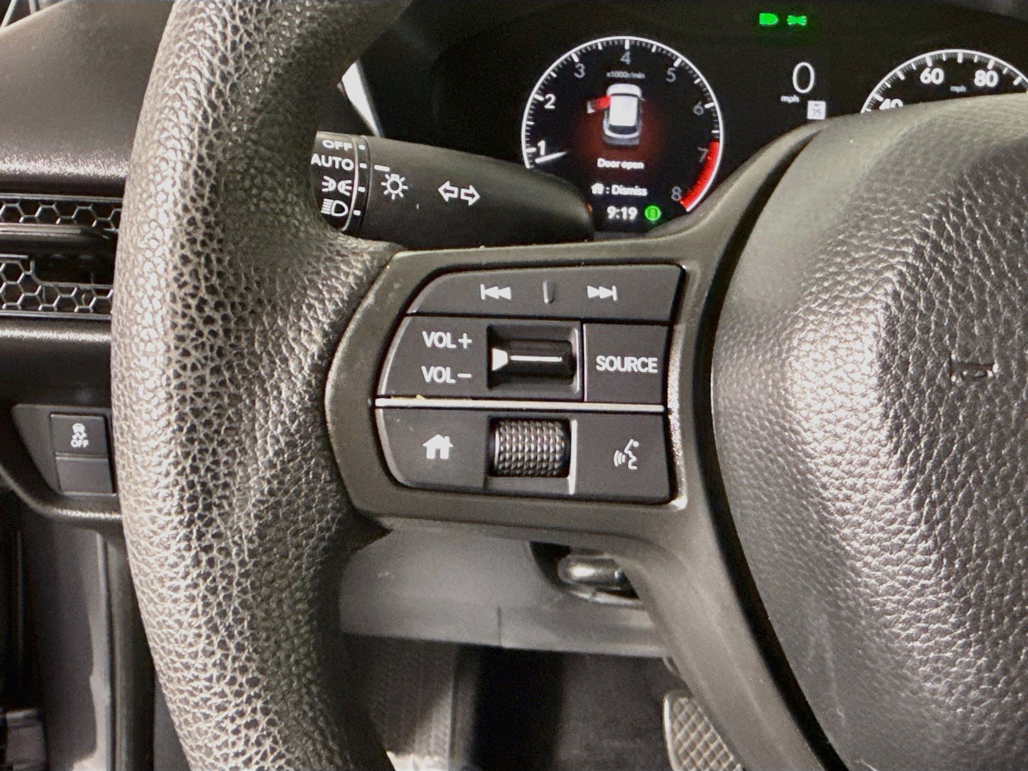 Used 2024 Honda HR-V LX image 14