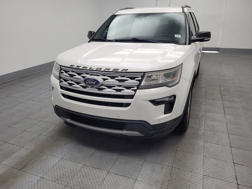 Used 2018 Ford Explorer XLT w/ Equipment Group 202A FWD image 15