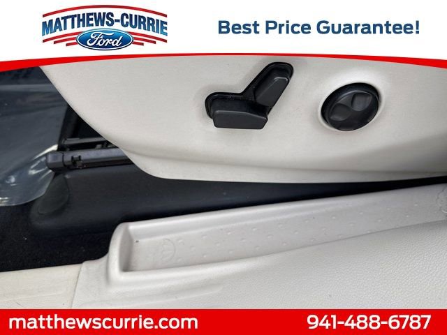 Used 2017 Chrysler Pacifica Limited image 10