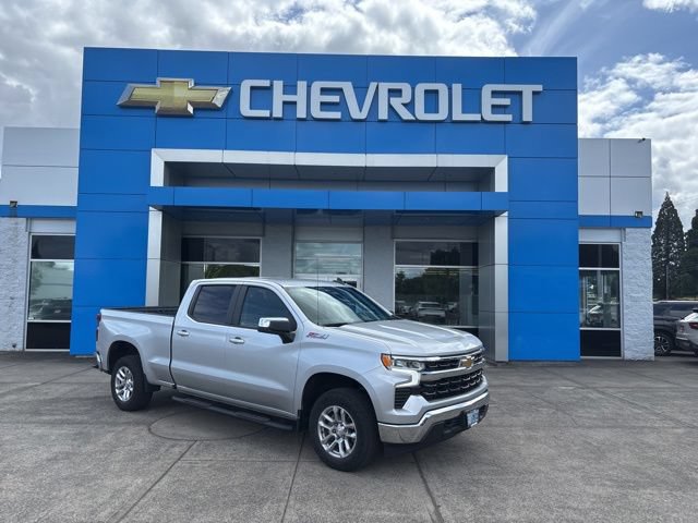 Used 2022 Chevrolet Silverado 1500 LT w/ Z71 Off-Road Package AWD/4WD image 1