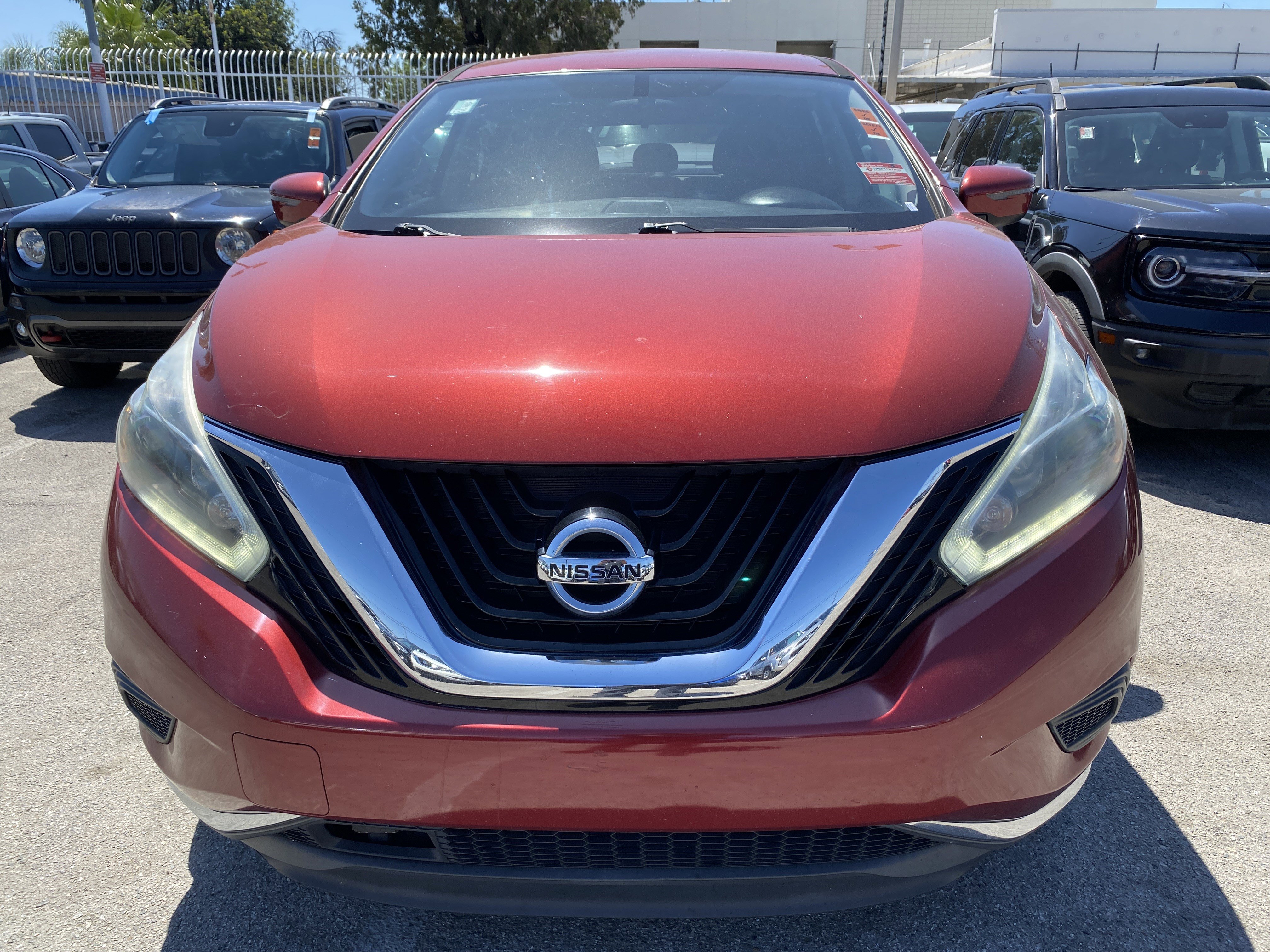 Used 2018 Nissan Murano S image 3