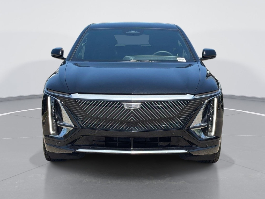 Certified 2024 Cadillac Lyriq Luxury RWD image 2