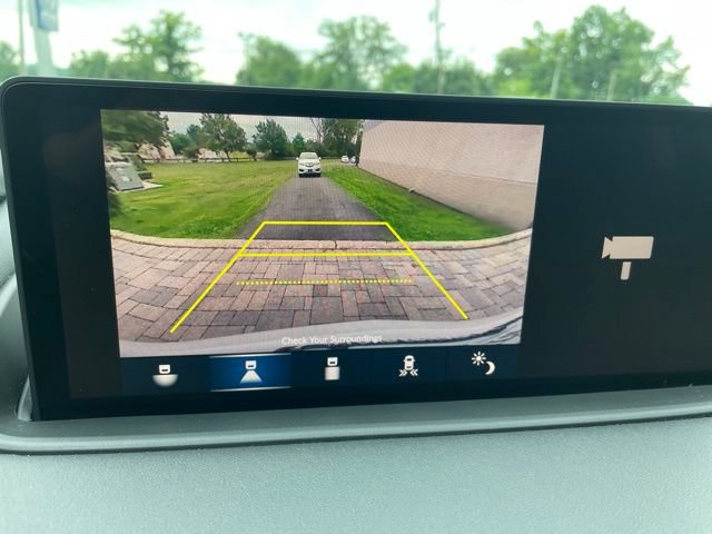 Used 2023 Acura MDX w/ Technology Package AWD/4WD image 31