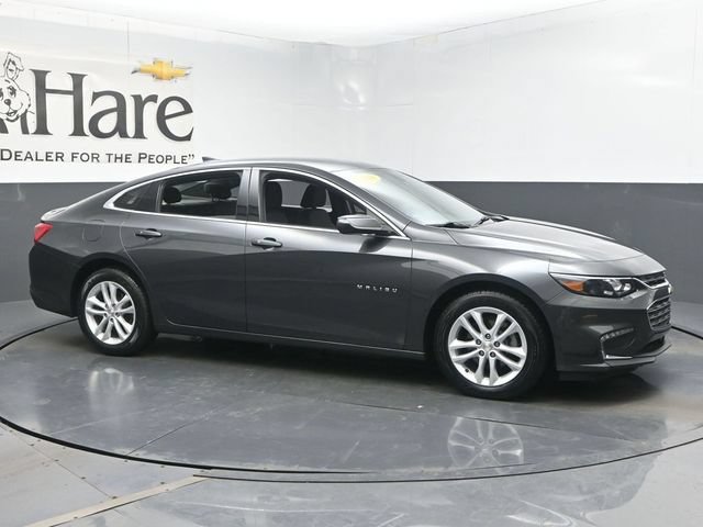 Used 2018 Chevrolet Malibu LT FWD image 1