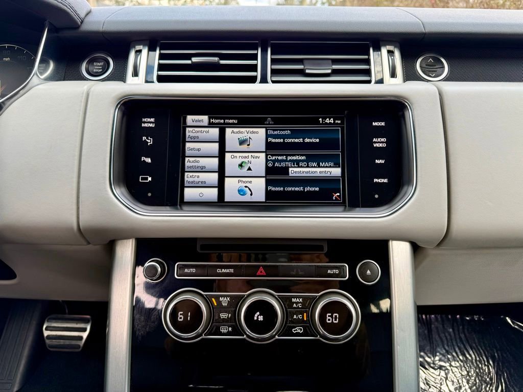 Used 2015 Land Rover Range Rover Supercharged image 20