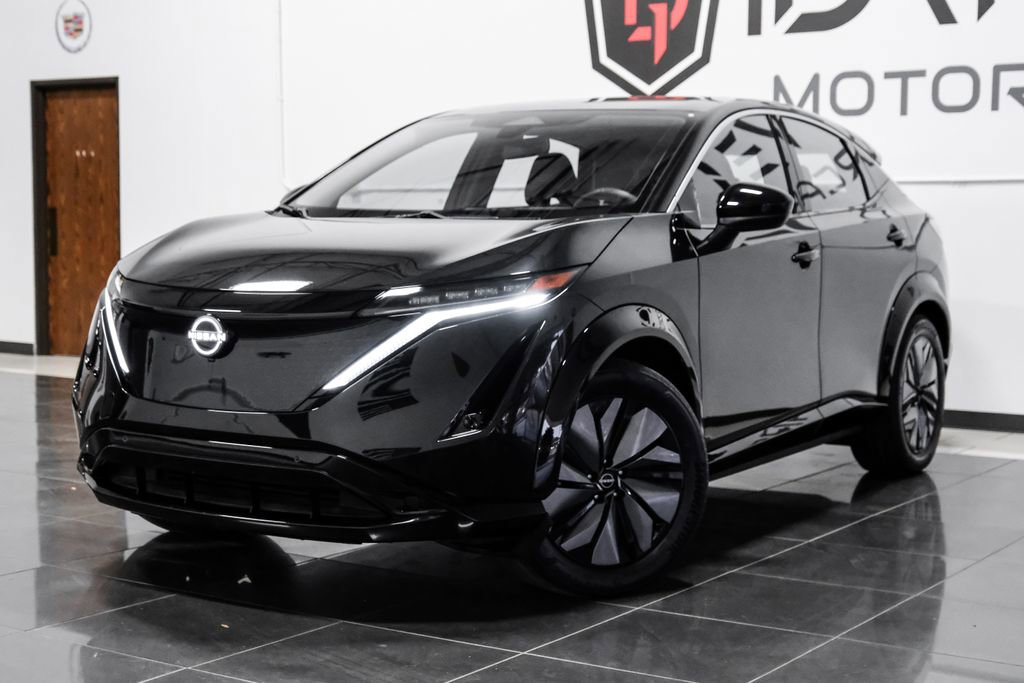 Used 2023 Nissan Ariya FWD image 6