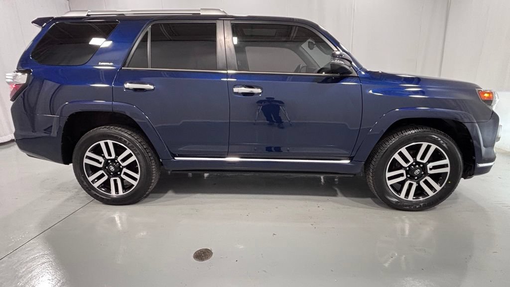 Used 2017 Toyota 4Runner Limited AWD/4WD image 5