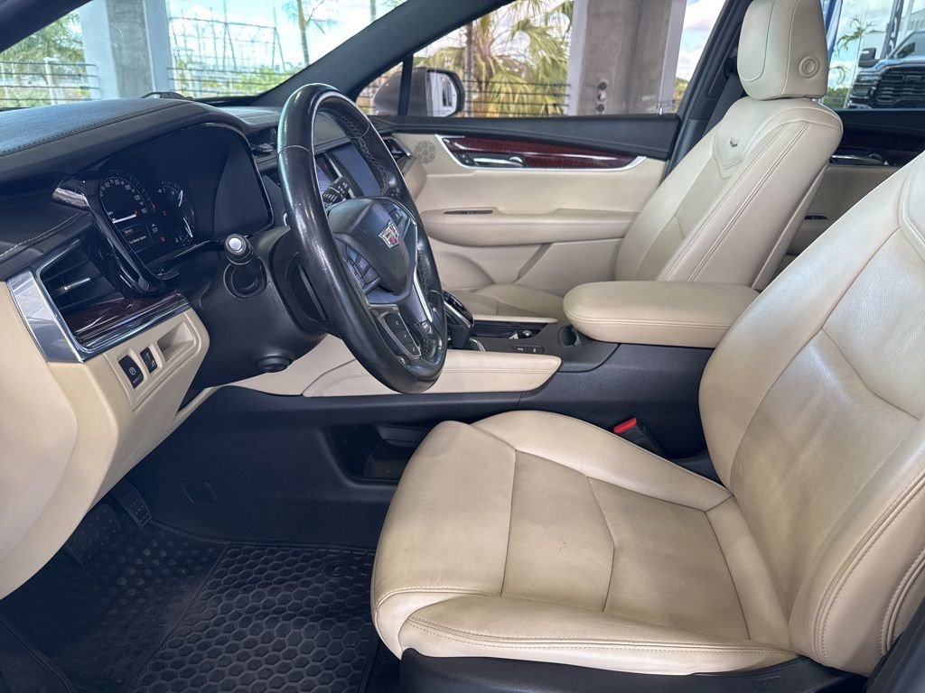 Used 2018 Cadillac XT5 Premium Luxury image 19