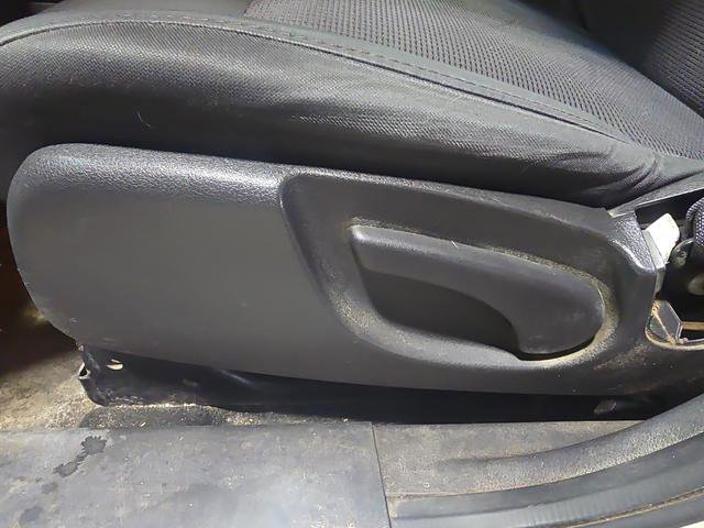 Used 2009 Jeep Liberty Sport image 27