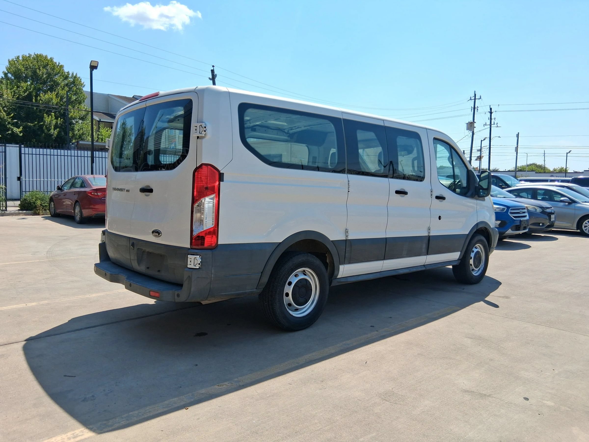 Used 2016 Ford Transit 150 130 Low Roof RWD image 10