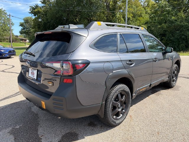 Certified 2025 Subaru Outback Wilderness AWD/4WD image 7