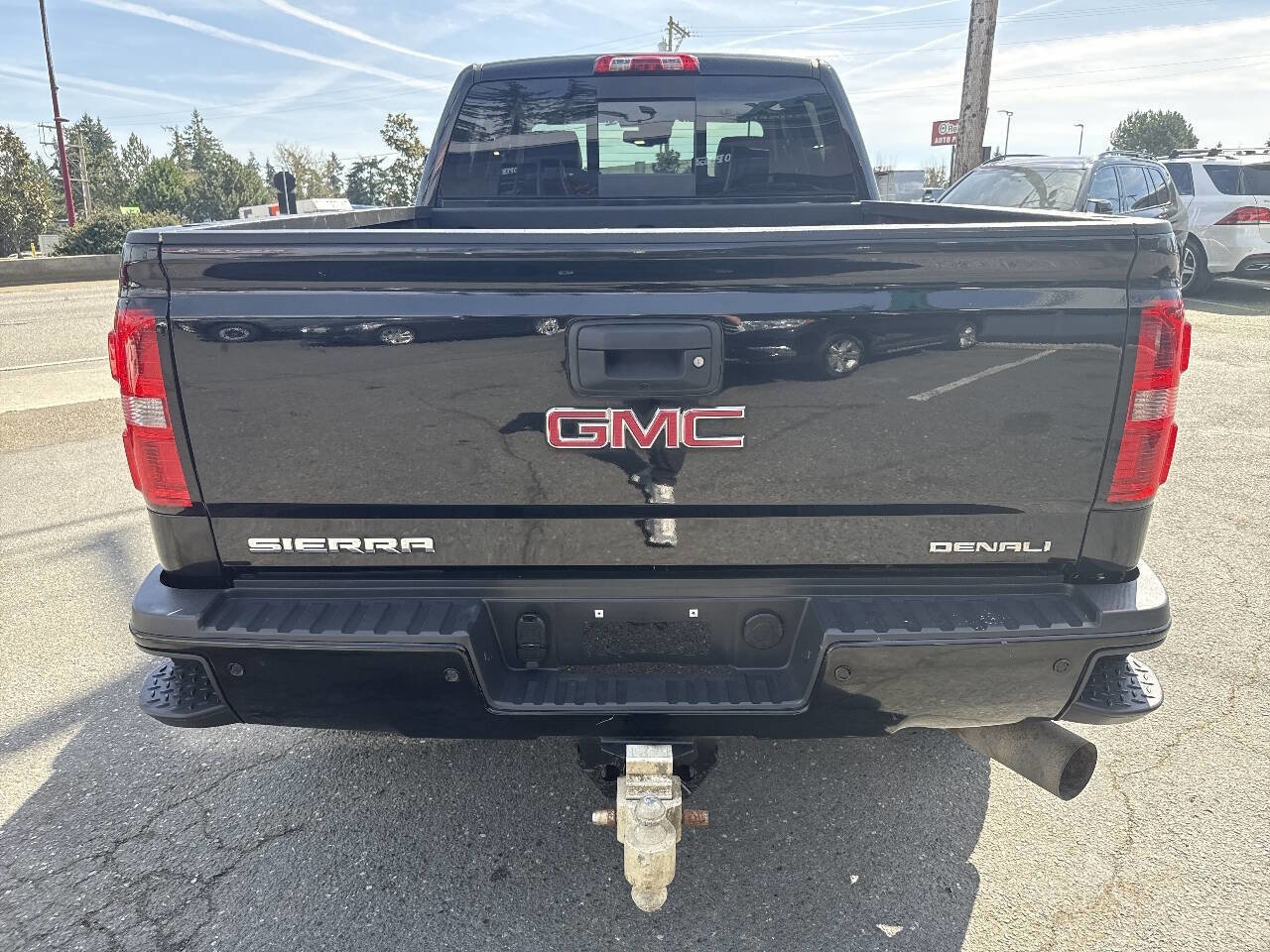 Used 2015 GMC Sierra 3500 Denali image 6