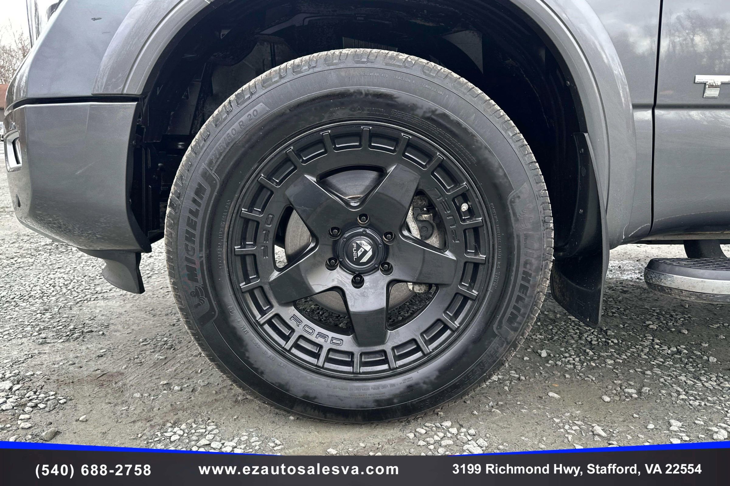 Used 2021 Nissan Titan Platinum Reserve w/ Moonroof Package image 10