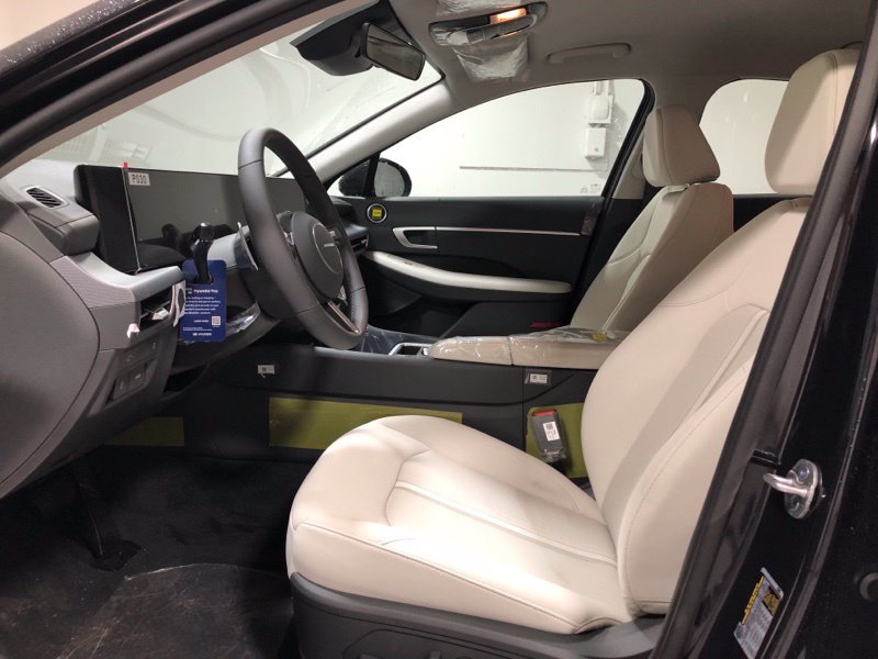New 2026 Hyundai Sonata SEL FWD image 17