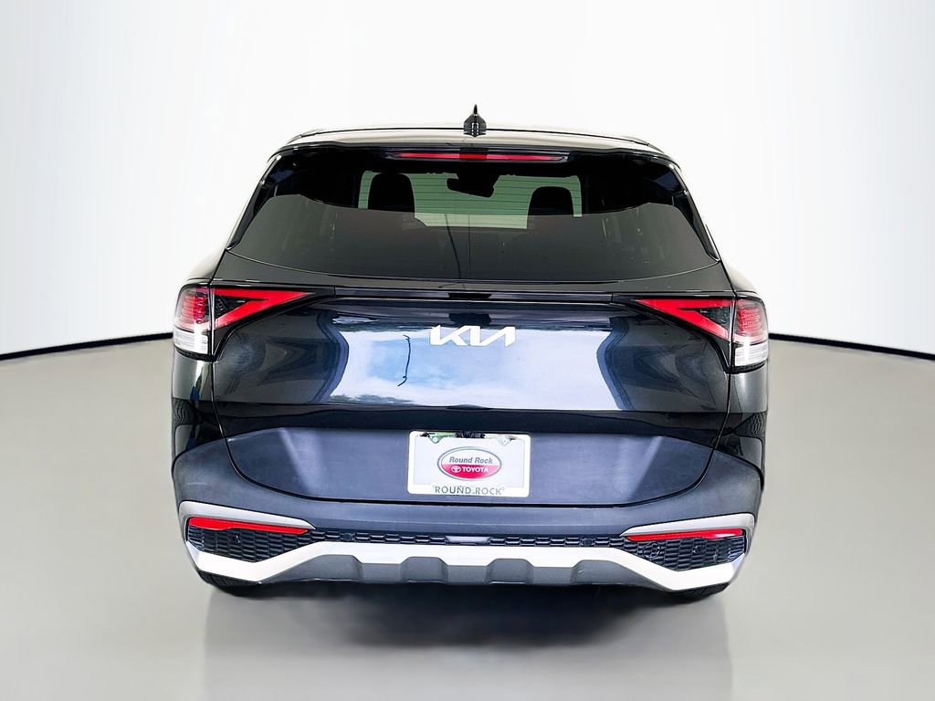 Used 2024 Kia Sportage LX image 6